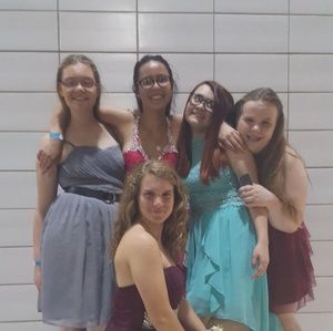 Meet your Posher, Hannah